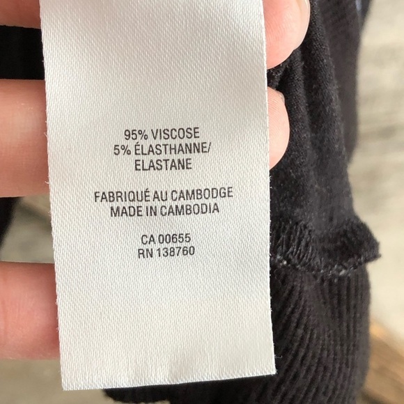 Reitmans Plus Size 2X Black Batwing Floral Top - Picture 6 of 6